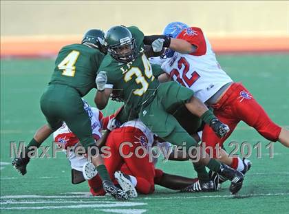 Thumbnail 1 in South Garland vs. Longview (5A Division 2 Region 2 Area Playoffs) photogallery.