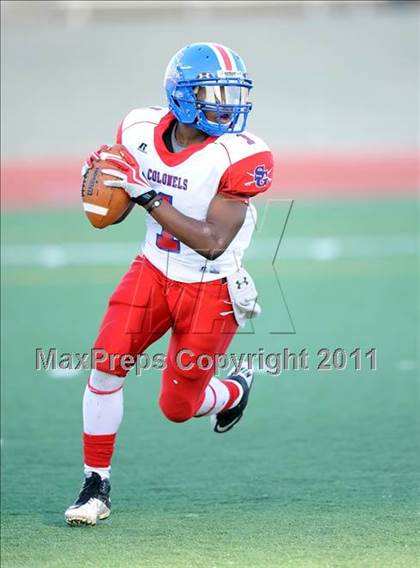 Thumbnail 1 in South Garland vs. Longview (5A Division 2 Region 2 Area Playoffs) photogallery.