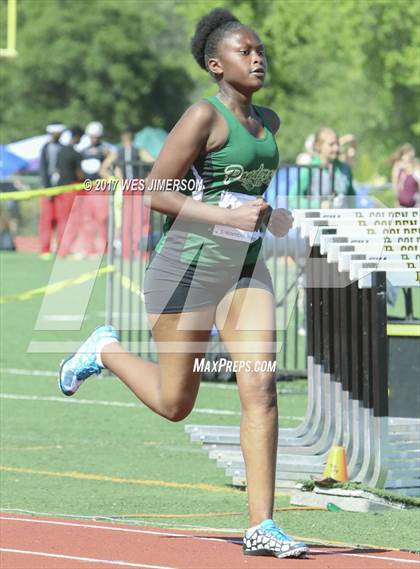 Thumbnail 3 in Del Oro Invitational photogallery.