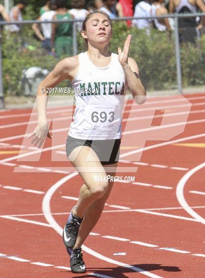 Thumbnail 2 in Del Oro Invitational photogallery.