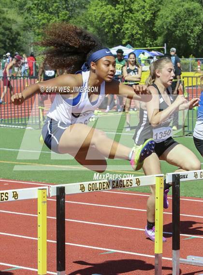 Thumbnail 2 in Del Oro Invitational photogallery.
