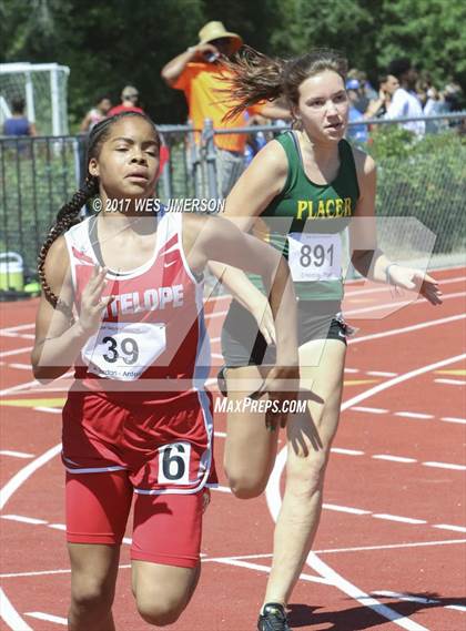 Thumbnail 2 in Del Oro Invitational photogallery.