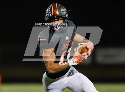 Thumbnail 1 in Lakeville South @ Farmington photogallery.