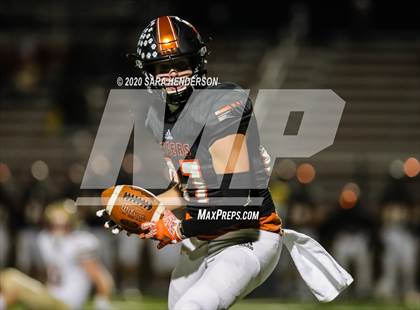Thumbnail 3 in Lakeville South @ Farmington photogallery.