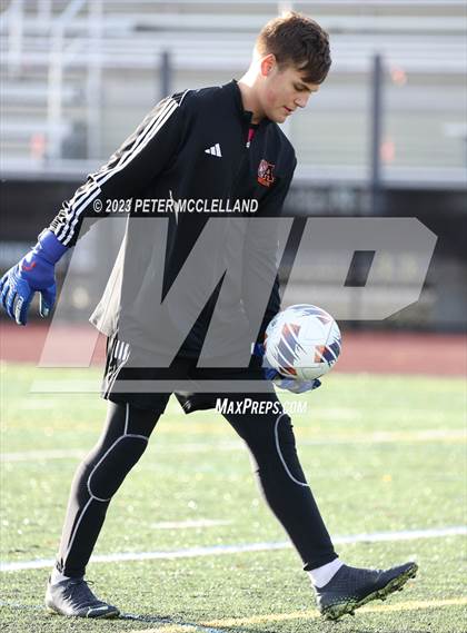 Thumbnail 2 in Oliver Ames vs. Wakefield Memorial (MIAA Division 2 Final) photogallery.