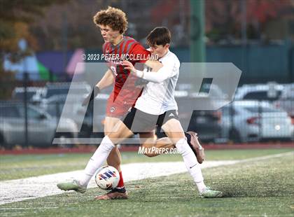 Thumbnail 3 in Oliver Ames vs. Wakefield Memorial (MIAA Division 2 Final) photogallery.