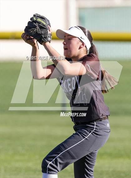 Thumbnail 2 in Kennedy @ Alemany photogallery.