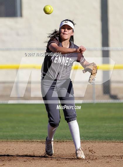 Thumbnail 1 in Kennedy @ Alemany photogallery.