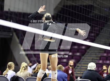 Thumbnail 3 in Grandview vs Rampart (CHSAA 5A Championship) photogallery.