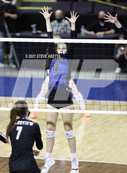 Thumbnail 2 in Grandview vs Rampart (CHSAA 5A Championship) photogallery.