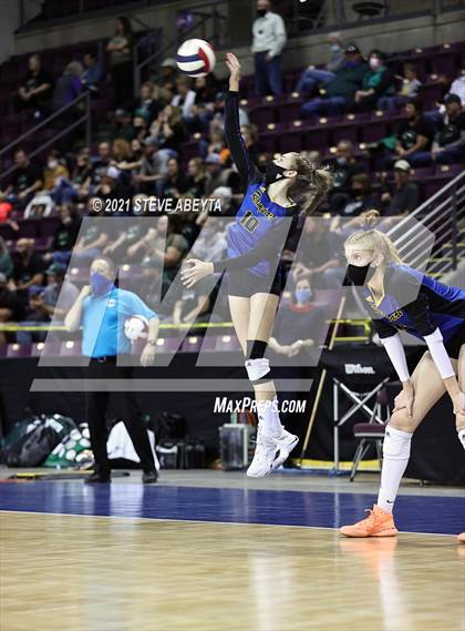 Thumbnail 2 in Grandview vs Rampart (CHSAA 5A Championship) photogallery.