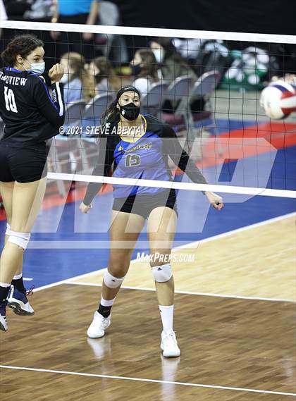 Thumbnail 2 in Grandview vs Rampart (CHSAA 5A Championship) photogallery.