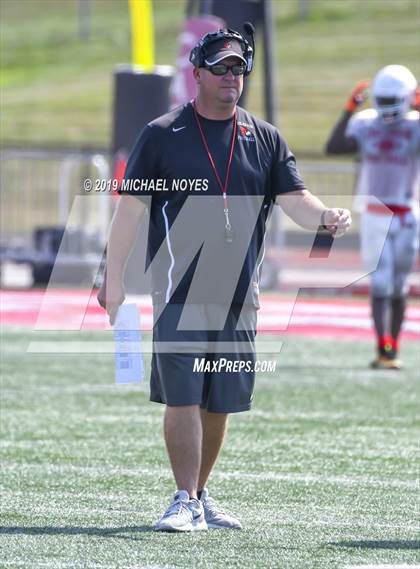 Thumbnail 2 in Archbishop Moeller vs Colerain (Scrimmage) photogallery.