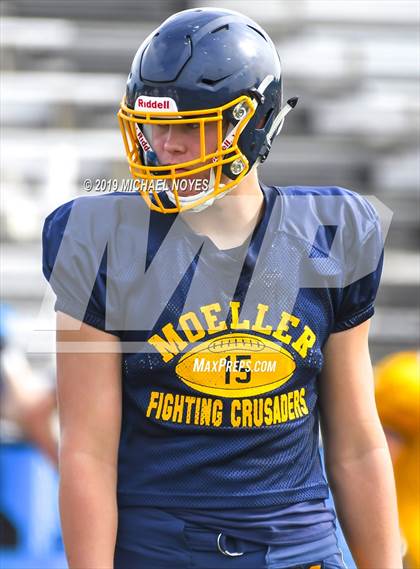 Thumbnail 3 in Archbishop Moeller vs Colerain (Scrimmage) photogallery.
