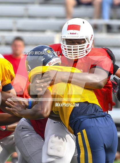 Thumbnail 1 in Archbishop Moeller vs Colerain (Scrimmage) photogallery.