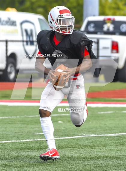 Thumbnail 1 in Archbishop Moeller vs Colerain (Scrimmage) photogallery.