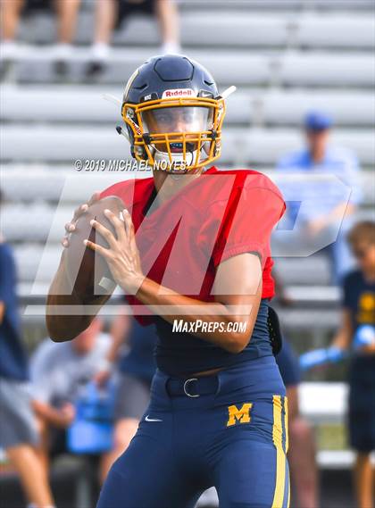 Thumbnail 1 in Archbishop Moeller vs Colerain (Scrimmage) photogallery.