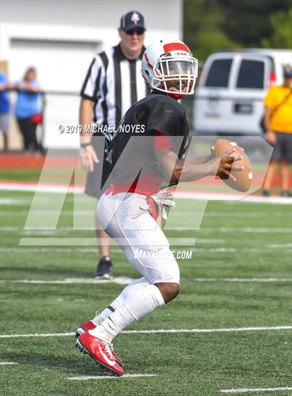 Thumbnail 3 in Archbishop Moeller vs Colerain (Scrimmage) photogallery.