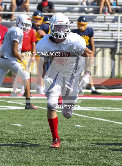 Thumbnail 1 in Archbishop Moeller vs Colerain (Scrimmage) photogallery.
