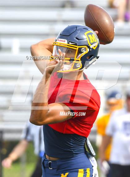 Thumbnail 1 in Archbishop Moeller vs Colerain (Scrimmage) photogallery.