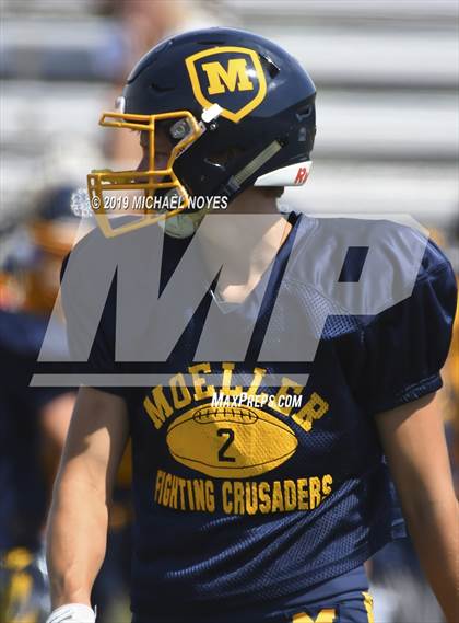 Thumbnail 3 in Archbishop Moeller vs Colerain (Scrimmage) photogallery.