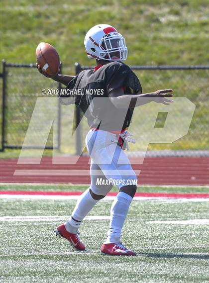 Thumbnail 2 in Archbishop Moeller vs Colerain (Scrimmage) photogallery.