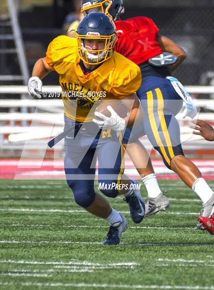 Thumbnail 1 in Archbishop Moeller vs Colerain (Scrimmage) photogallery.