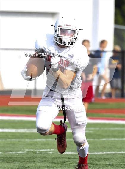 Thumbnail 1 in Archbishop Moeller vs Colerain (Scrimmage) photogallery.