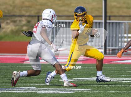 Thumbnail 3 in Archbishop Moeller vs Colerain (Scrimmage) photogallery.