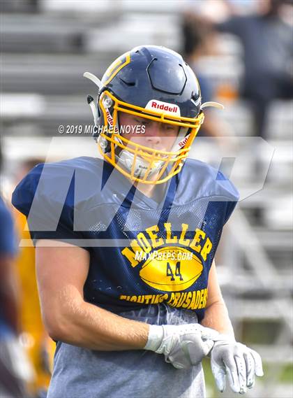 Thumbnail 2 in Archbishop Moeller vs Colerain (Scrimmage) photogallery.