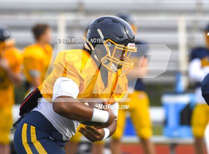 Thumbnail 2 in Archbishop Moeller vs Colerain (Scrimmage) photogallery.