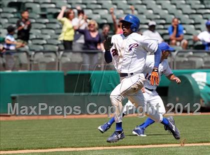 Thumbnail 2 in St. Joseph Notre Dame vs. Oakland Tech (Dave Stewart/Oakland A's Showdown) photogallery.