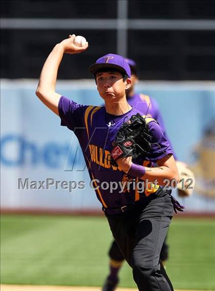 Thumbnail 2 in St. Joseph Notre Dame vs. Oakland Tech (Dave Stewart/Oakland A's Showdown) photogallery.