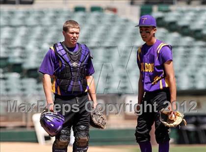 Thumbnail 3 in St. Joseph Notre Dame vs. Oakland Tech (Dave Stewart/Oakland A's Showdown) photogallery.