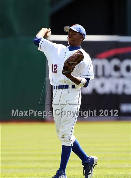 Thumbnail 3 in St. Joseph Notre Dame vs. Oakland Tech (Dave Stewart/Oakland A's Showdown) photogallery.
