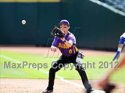 Thumbnail 3 in St. Joseph Notre Dame vs. Oakland Tech (Dave Stewart/Oakland A's Showdown) photogallery.