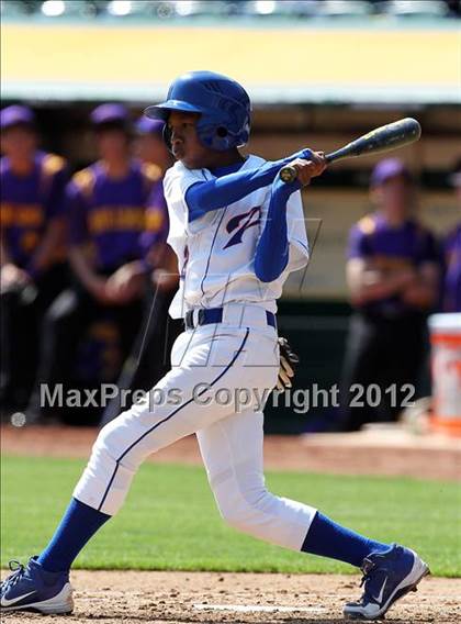 Thumbnail 3 in St. Joseph Notre Dame vs. Oakland Tech (Dave Stewart/Oakland A's Showdown) photogallery.