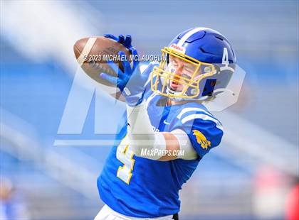 Thumbnail 2 in St. Francis Prep @ Kellenberg Memorial photogallery.