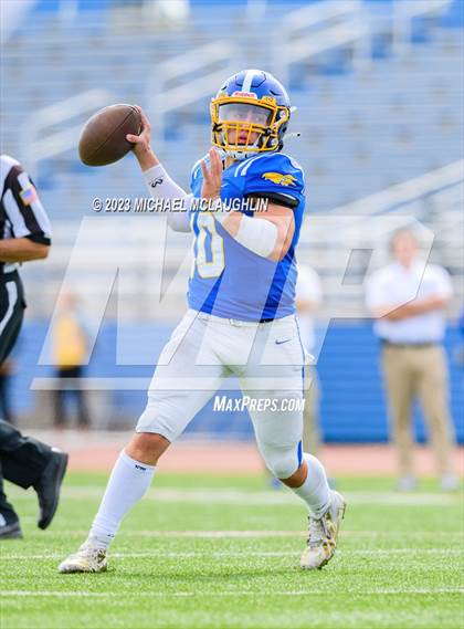 Thumbnail 1 in St. Francis Prep @ Kellenberg Memorial photogallery.