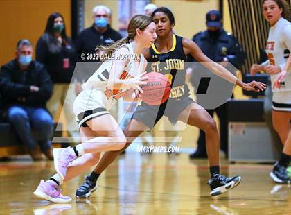 Thumbnail 2 in St. John-Vianney @ Middletown North photogallery.