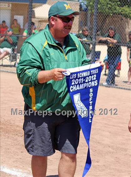 Thumbnail 2 in Mariposa County vs Le Grand (CIF SJS D6 Final) photogallery.