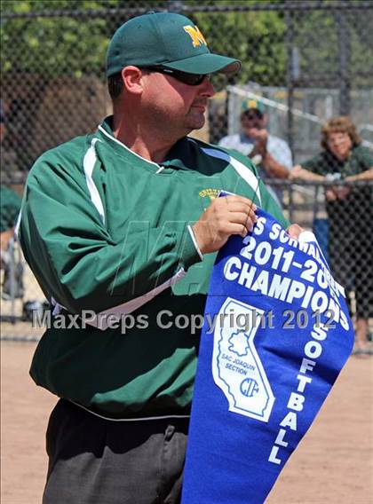 Thumbnail 3 in Mariposa County vs Le Grand (CIF SJS D6 Final) photogallery.