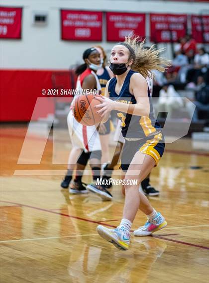 Thumbnail 3 in Clarkston @ Grand Blanc photogallery.
