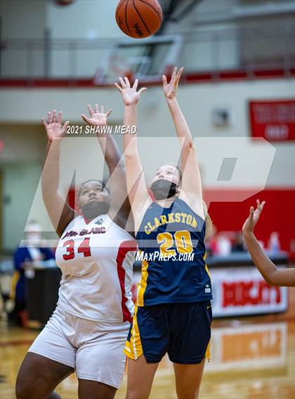 Thumbnail 2 in Clarkston @ Grand Blanc photogallery.