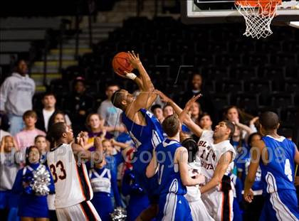 Thumbnail 2 in Charlottesville vs. Courtland (VHSL AA D4 Semifinal) photogallery.