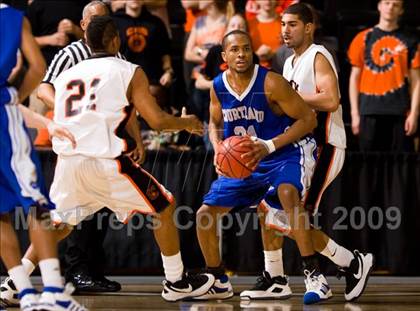 Thumbnail 2 in Charlottesville vs. Courtland (VHSL AA D4 Semifinal) photogallery.