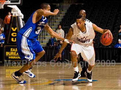 Thumbnail 2 in Charlottesville vs. Courtland (VHSL AA D4 Semifinal) photogallery.
