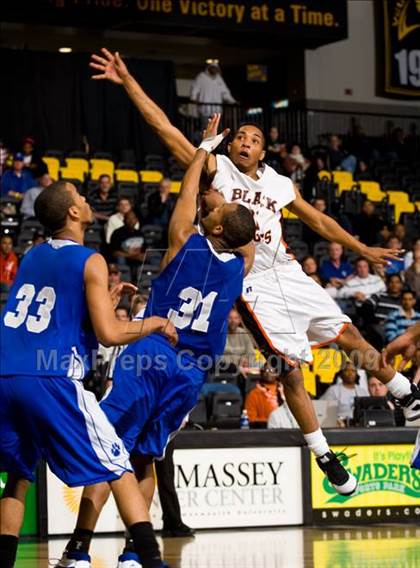 Thumbnail 3 in Charlottesville vs. Courtland (VHSL AA D4 Semifinal) photogallery.