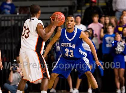 Thumbnail 1 in Charlottesville vs. Courtland (VHSL AA D4 Semifinal) photogallery.