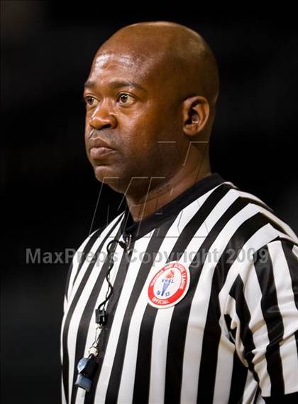 Thumbnail 3 in Charlottesville vs. Courtland (VHSL AA D4 Semifinal) photogallery.